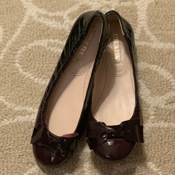 Prada Flats - Barely Worn - Picture 4 of 6